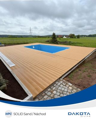 💦 Nový kabát pro bazén v Náchodě – WPC SOLID Sand 🏊‍♂️✨ Další realizace je za námi! Tentokrát jsme obložili bazén v...
