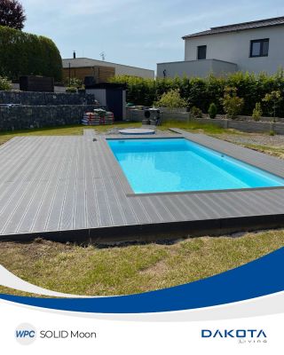 💦 Moderní elegance u vody – obložení bazénu z WPC Solid Moon 🏊‍♀️🌙 Další projekt, na který jsme hrdí! Tentokrát jsme kolem...
